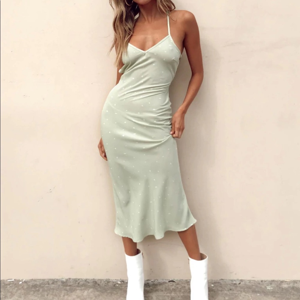 on cloud nine midi dress princess polly